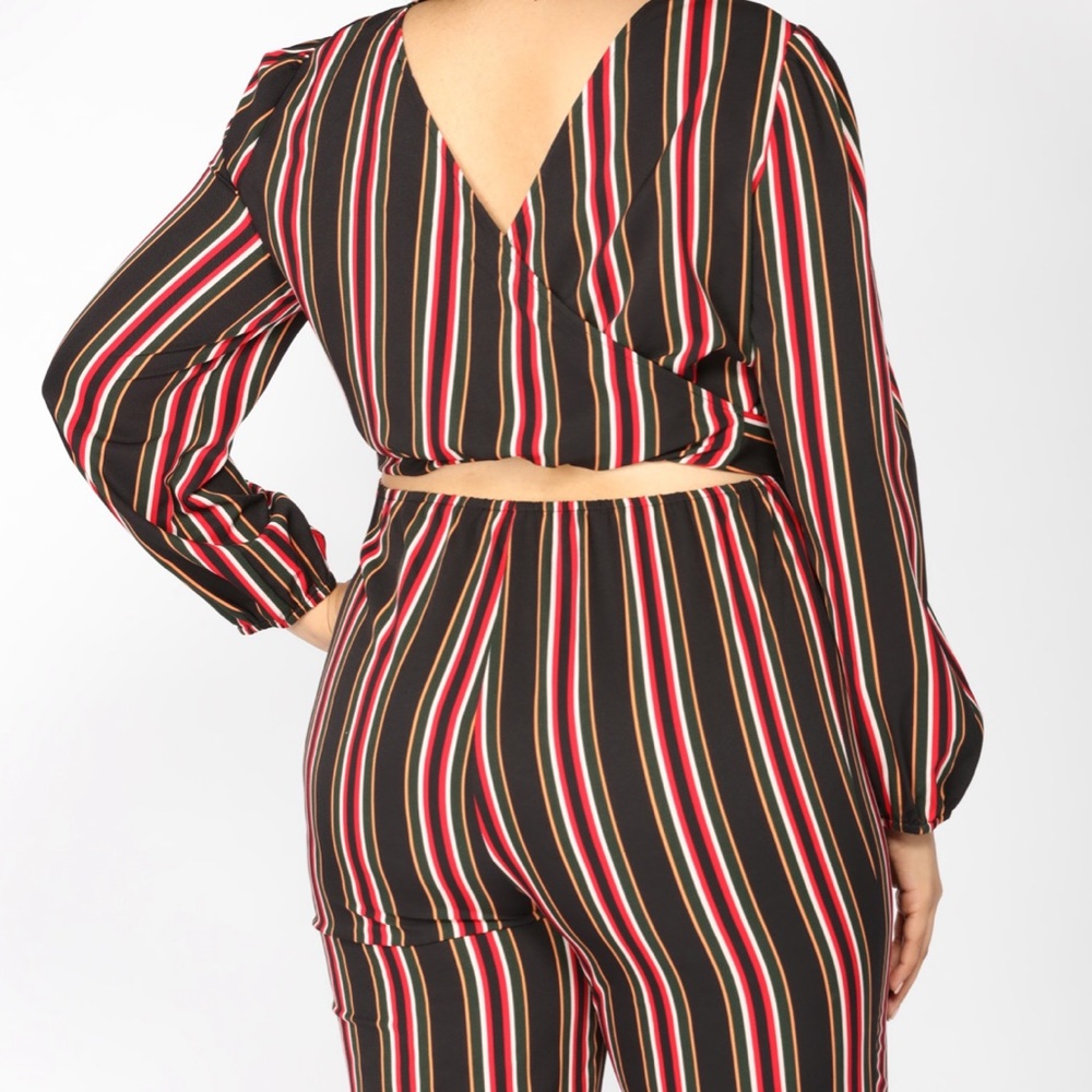 Jumpsuit - Picture 3 of 4